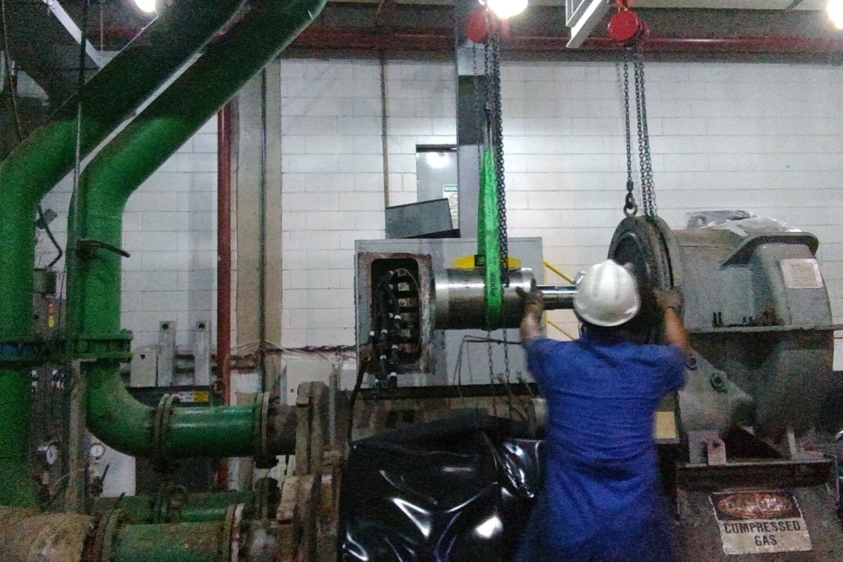 Serviço in loco em compressor centrífugo